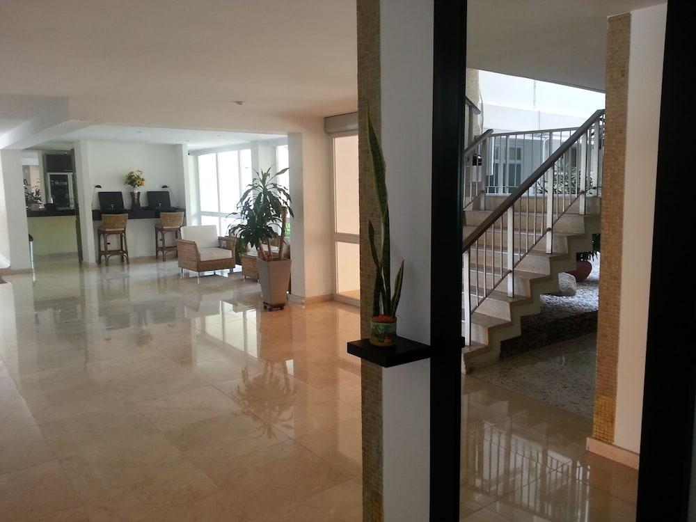 Vallclaire Suites Barranquilla  Extérieur photo