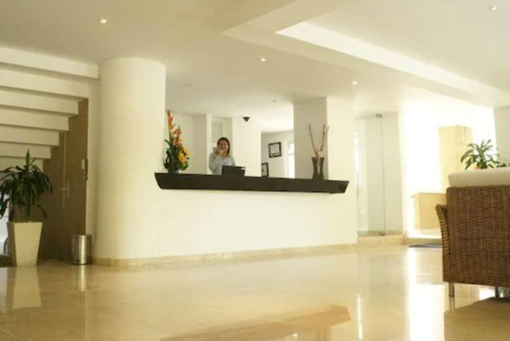 Vallclaire Suites Barranquilla  Extérieur photo