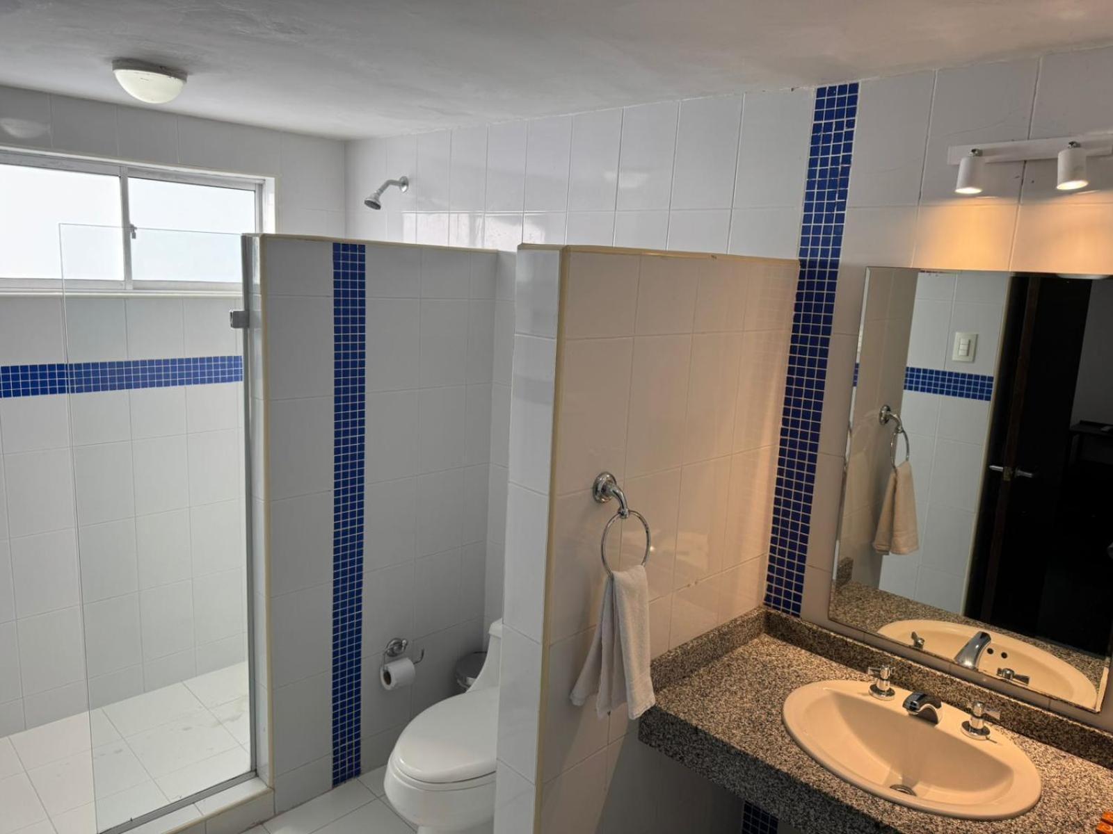 Vallclaire Suites Barranquilla  Extérieur photo